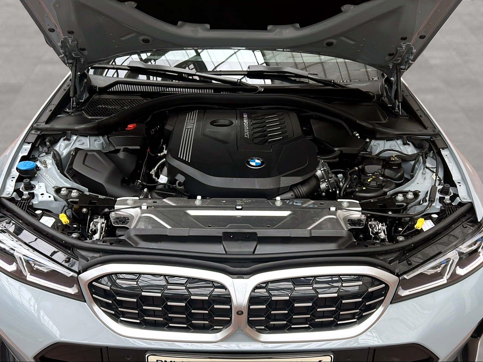 BMW M340i xDrive Touring LiveCockpitProf Kamera LED