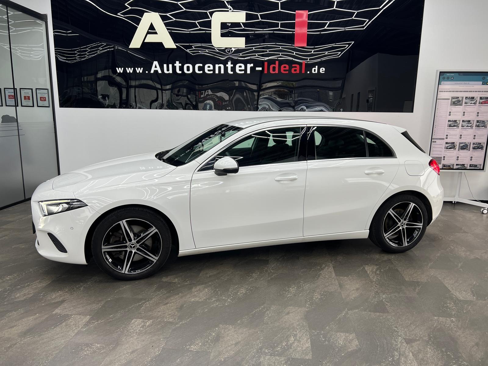 Mercedes-Benz A 250 4Matic Progressive AHK, LED, Premium Paket