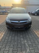 Opel Astra H GTC 1.Hand*Scheckheft*PDC*Sitzheizung* - Opel Astra aus 2007: Gtc