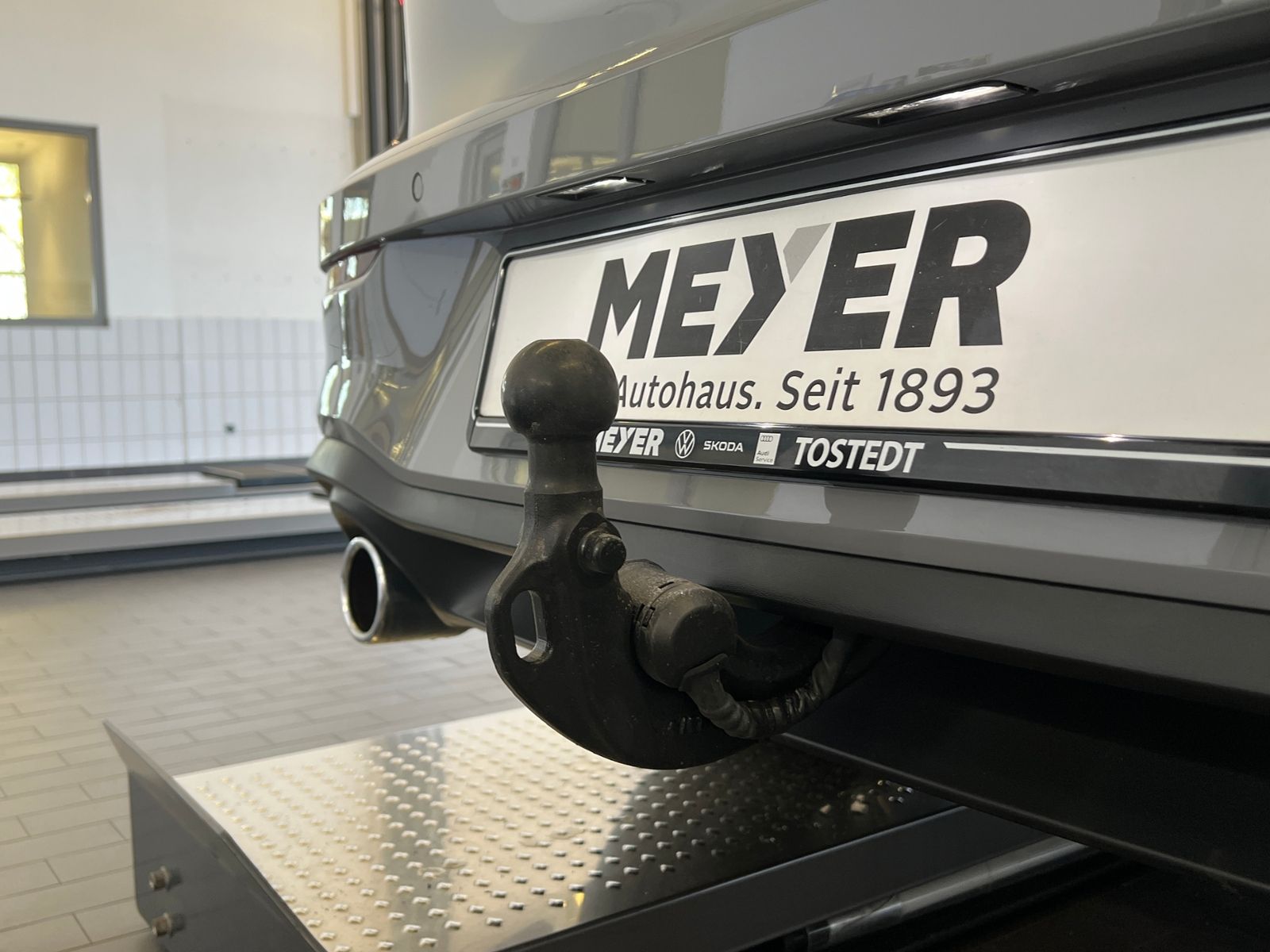 Fahrzeugabbildung Volkswagen Golf VIII GTI 2.0 TSI DSG *AHK, LED, Black Style