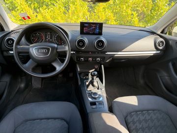 Audi A3 - 8
