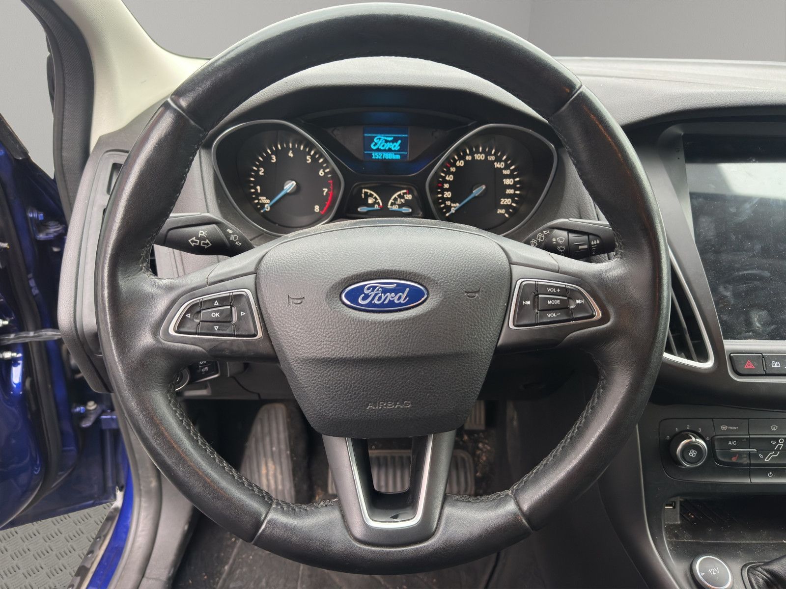 Fahrzeugabbildung Ford Focus Lim. Trend