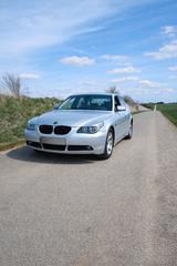 BMW 520i - - BMW 520 aus 2004: 520i