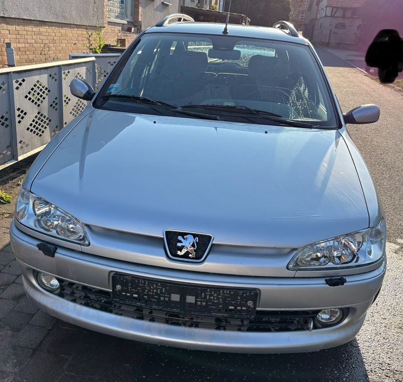 Peugeot 306