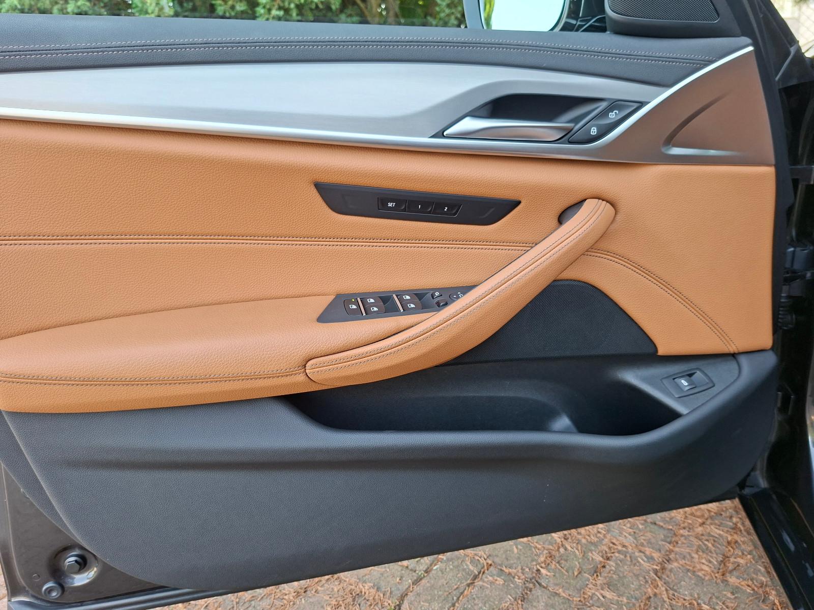 BMW Tour 530d xDrive LuxuryLine+HEAD-UP+STANDHZG+WR