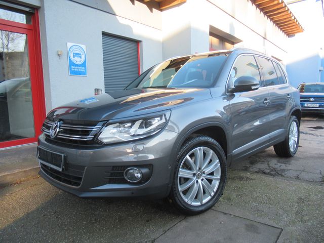 Volkswagen Tiguan 1,4 TSI DSG Panorama AHK Navi 510