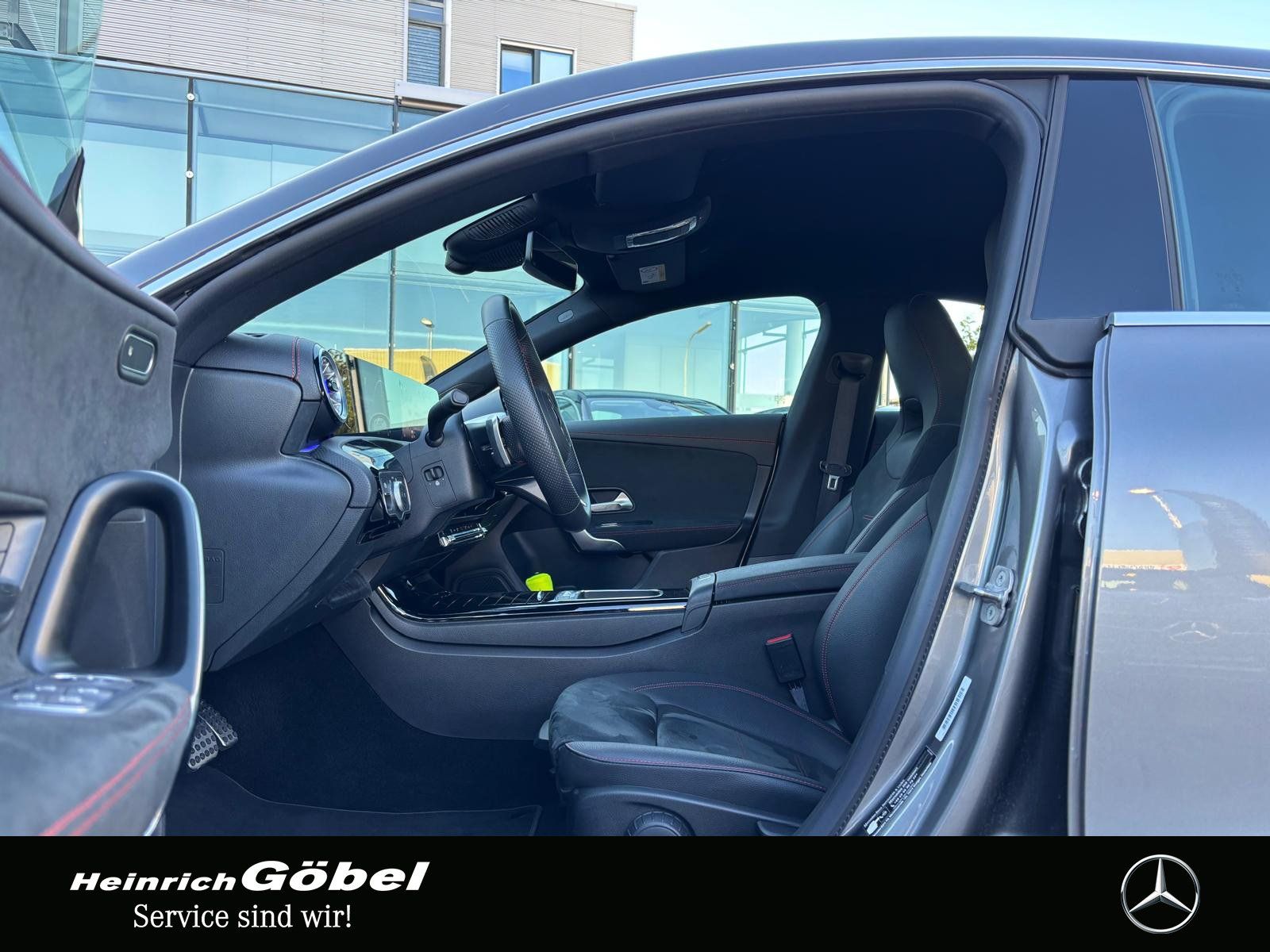 Fahrzeugabbildung Mercedes-Benz CLA 220 d AMG LED WP KLG-KP VZA KAM ABL SHA