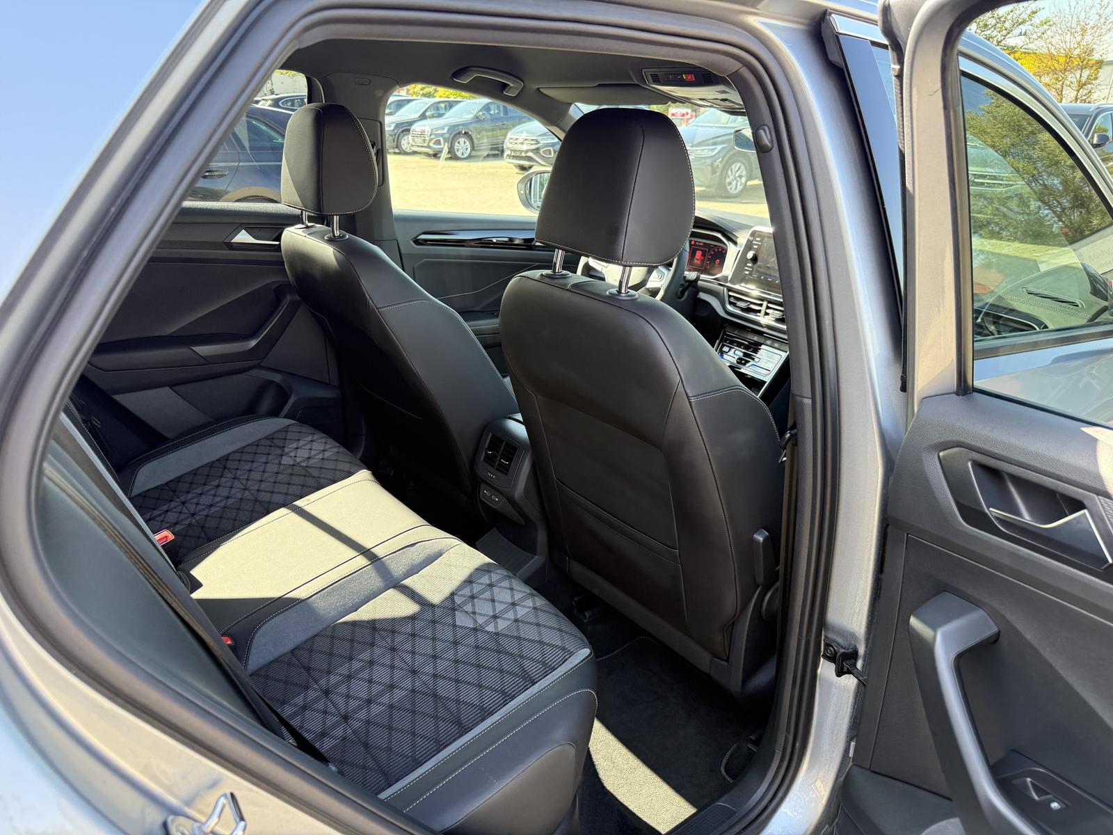 Volkswagen T-Roc R-Line,18-Zoll,IQ-Drive,R.Kam,Kessy,Side., миниатюра 23