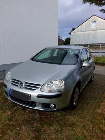 Volkswagen Vw Golf 5 wenig Kilometer 68000