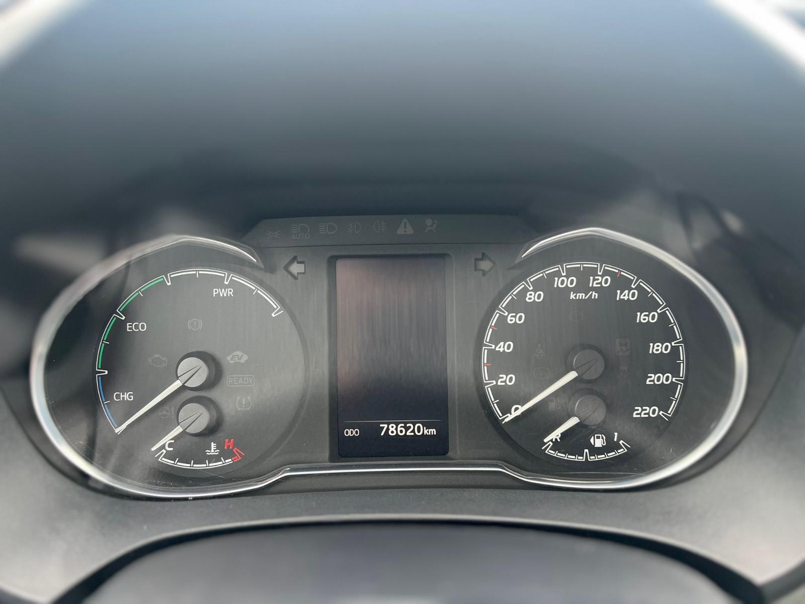 Toyota Yaris Hybrid 5 türig Automatik