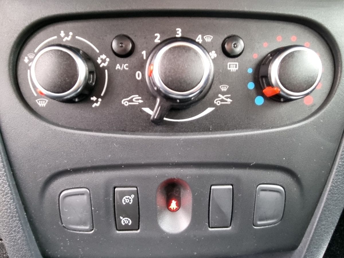 Fahrzeugabbildung Dacia Sandero Stepway Prestige TCe 100 ECO-G