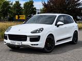 Porsche Cayenne Turbo EINZIGARTIG*LEDER ROT*ABSOLUT VOLL - Porsche Gebrauchtwagen in Darmstadt