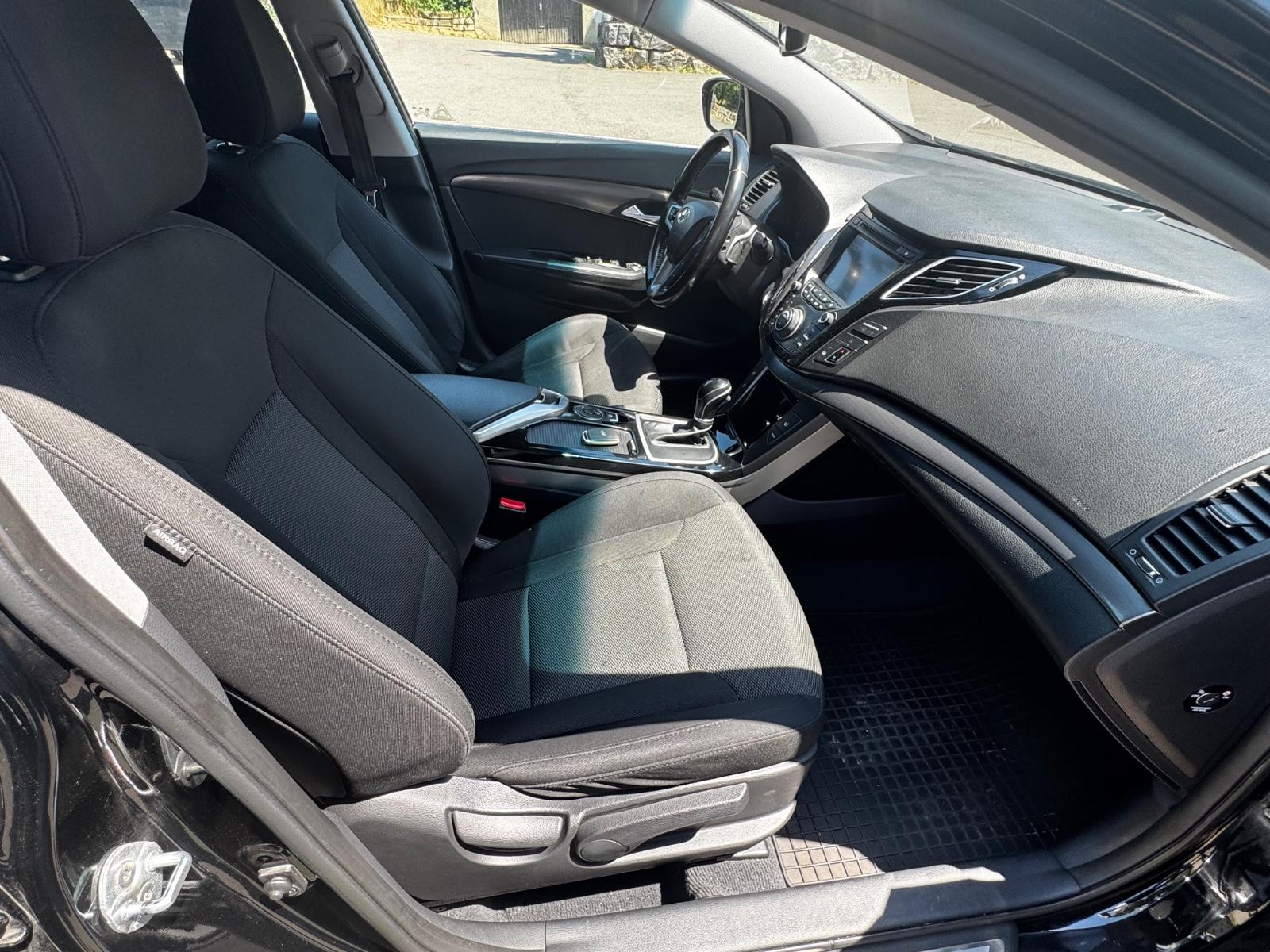 Hyundai i40 2013 — photo 8