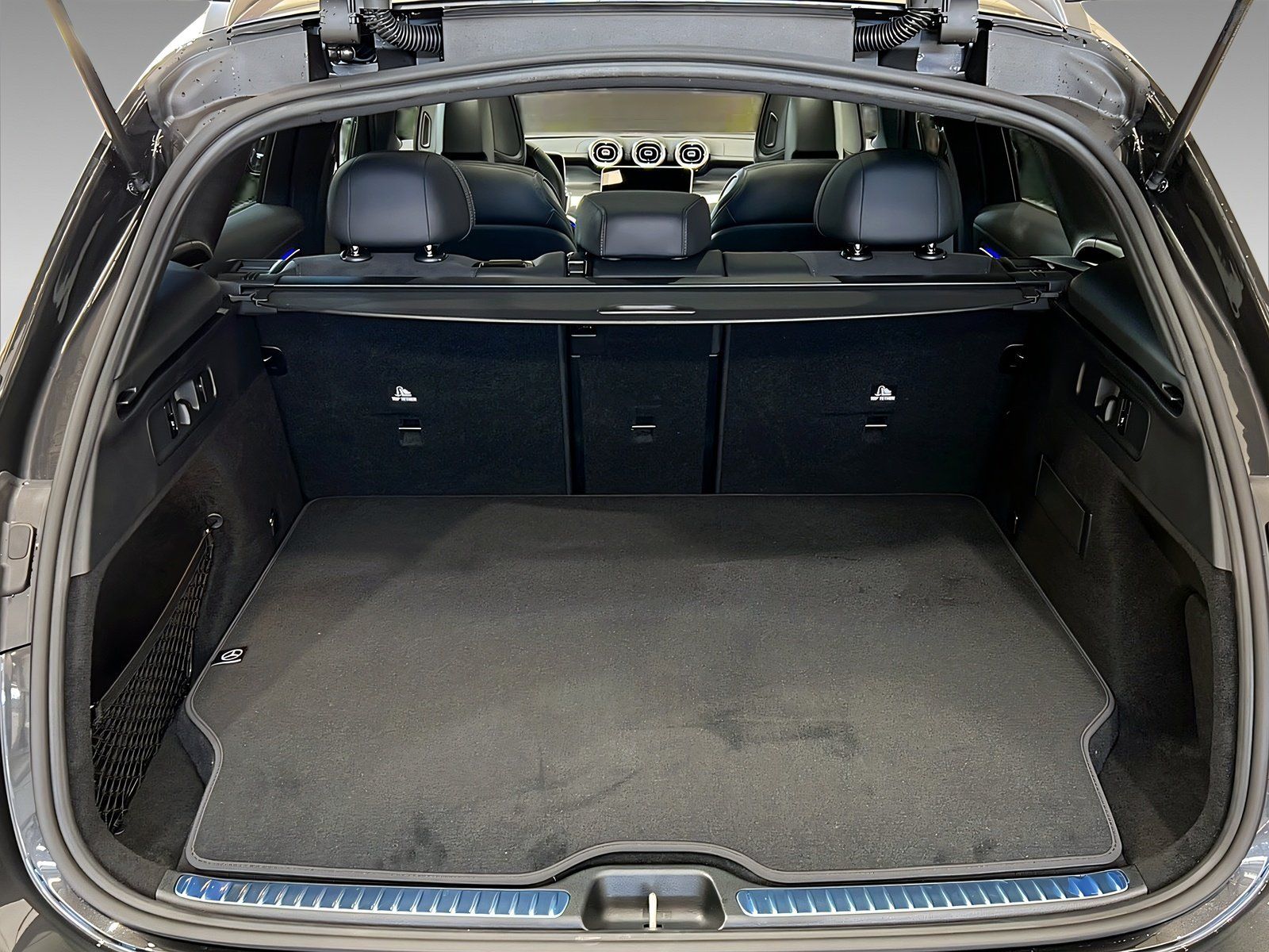 Mercedes-Benz GLC 300 de 4M AMG+NIGHT+Memo+Pano+LrHz+AHK+360° foto 6