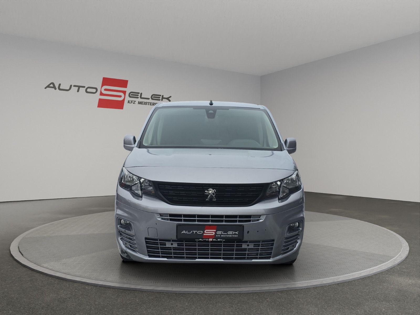 Fahrzeugabbildung Peugeot Partner Asphalt L2 AHK AUTOMATIK TEMPOMAT KAMERA