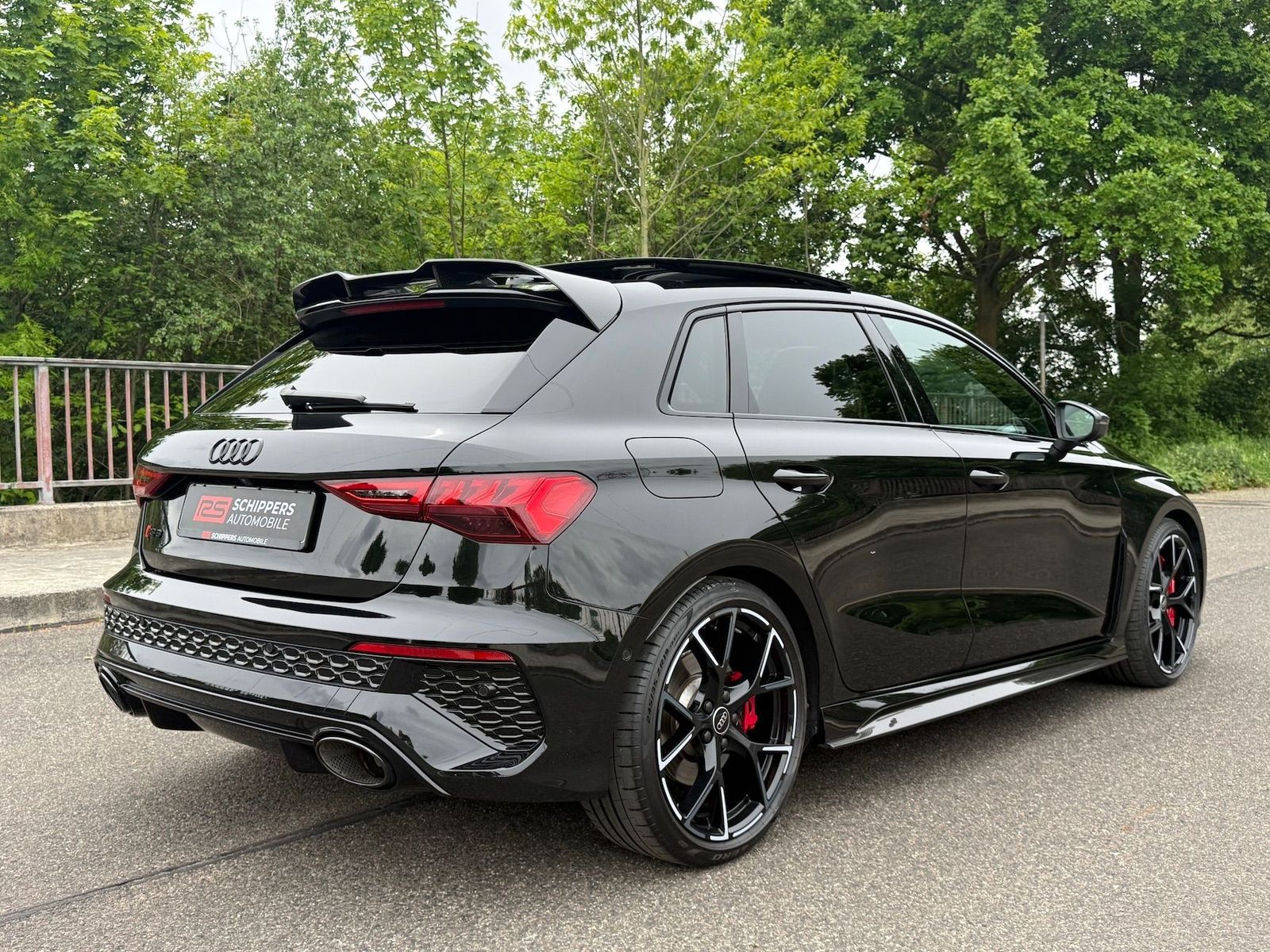 Fahrzeugabbildung Audi RS3 Sportback KERAMIK|DYNAMIK+|290|HUD|PANO|360°