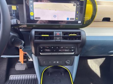 Fiat GRANDE PANDA LA PRIMA Kam.+LED+Navi+SHZ+LM+PDC