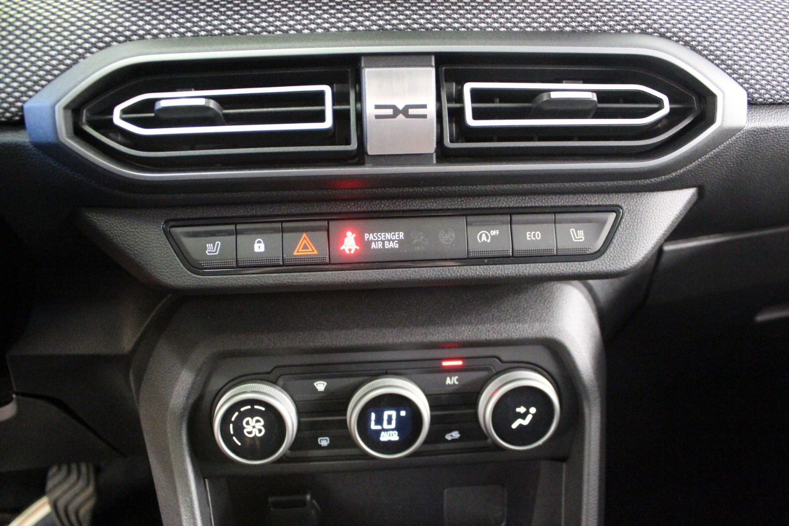 Fahrzeugabbildung Dacia Sandero TCe 100 ECO-G Expression  *Media-Dis