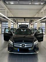 Mercedes-Benz GLC 220 d 4MATIC Autom. - - Mercedes-Benz GLC-Klasse Gebrauchtwagen in Köln
