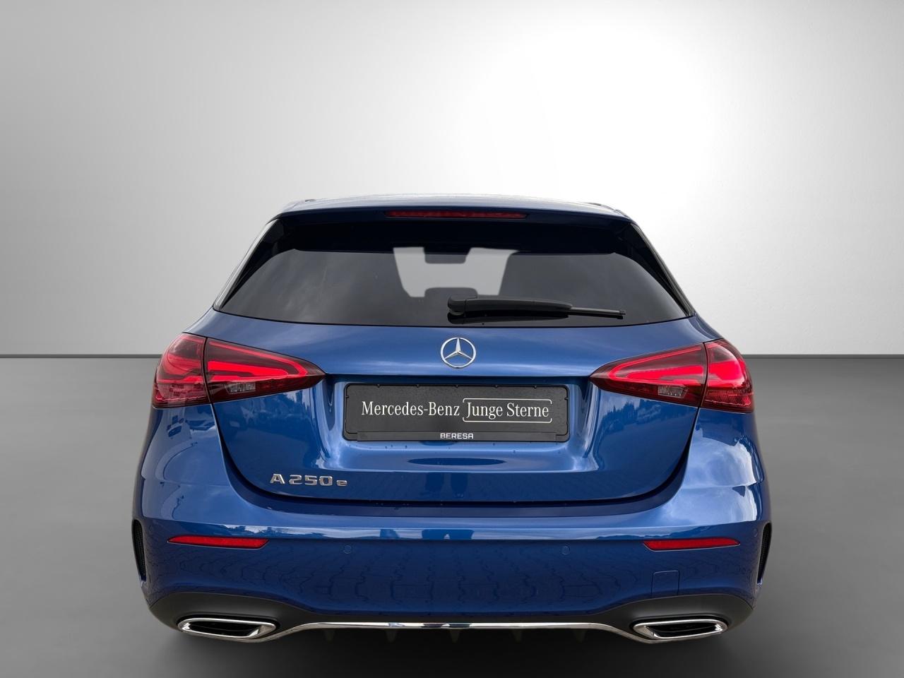 Mercedes-Benz A 250 e AMG Burmester AC-Laden Multibeam Kamera