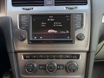 Volkswagen Golf - 12