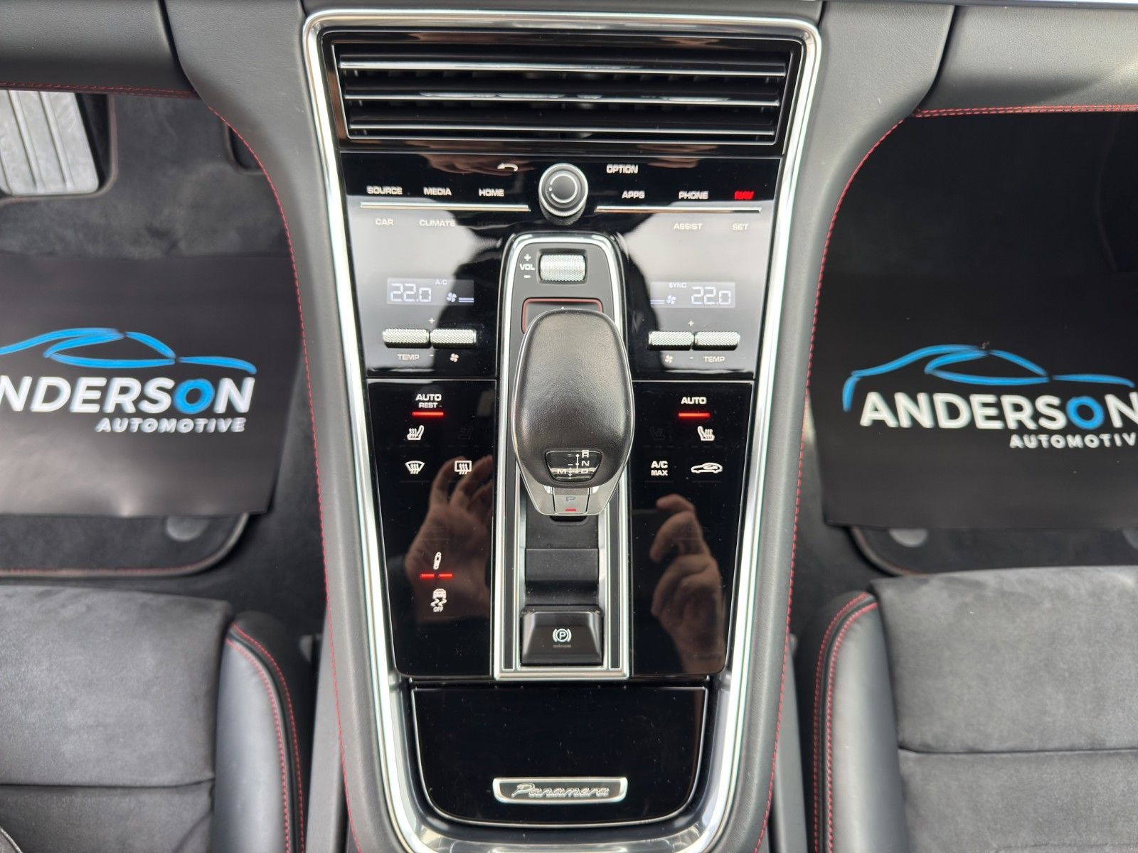 Fahrzeugabbildung Porsche PANAMERA SPORT TURISMO GTS BURM PANO STANDHEIZ