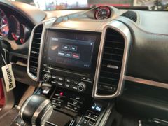 Fahrzeugabbildung Porsche Cayenne GTS *SPORTDESIGN* (BOSE/PANO/CHRONO/PASM