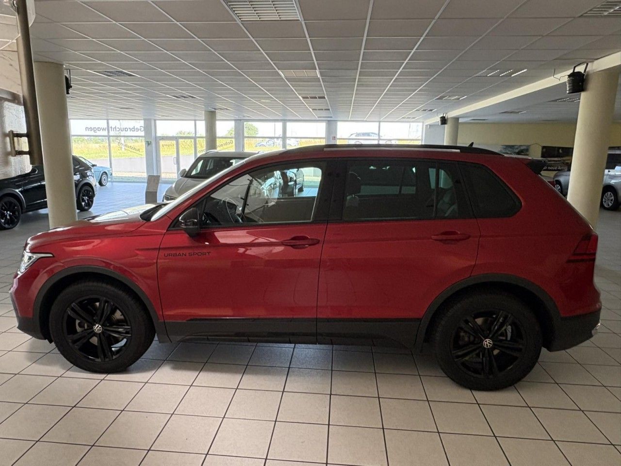Volkswagen Tiguan Urban Sport 4Motion Klima Navi imagem 3