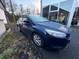 Ford Focus Lim. Ambiente - Ford Focus: Ambiente