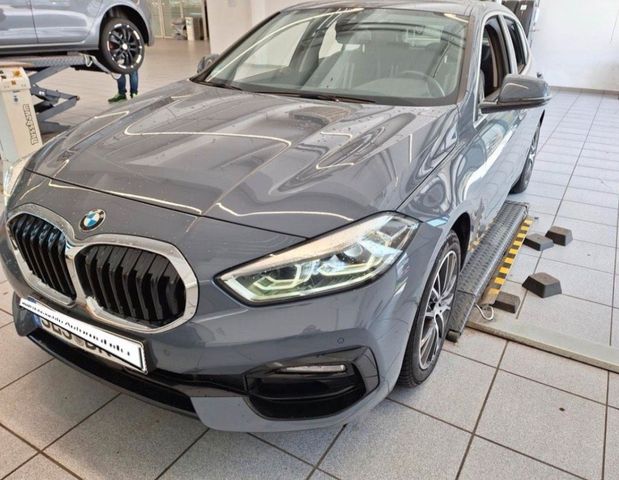 BMW BMW 118i Sport Line Bj 2021, 112000, Top g...