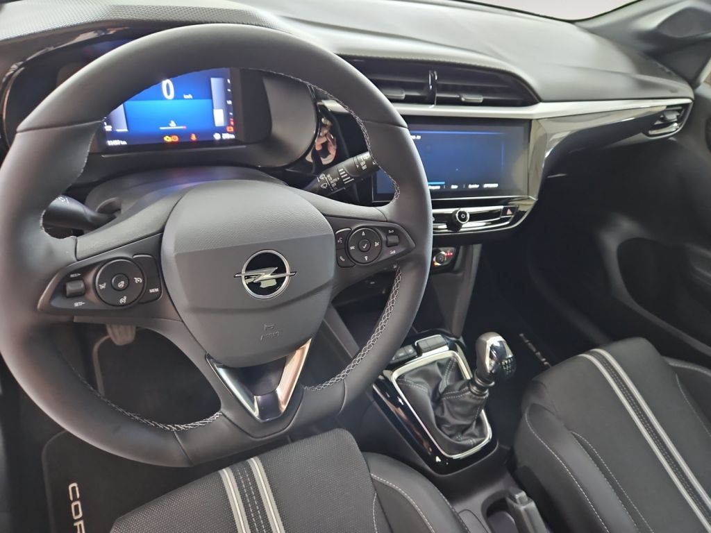 Fahrzeugabbildung Opel Corsa 1.2 GS Sitz/Lenkradheizung PDC vorn/hi LED