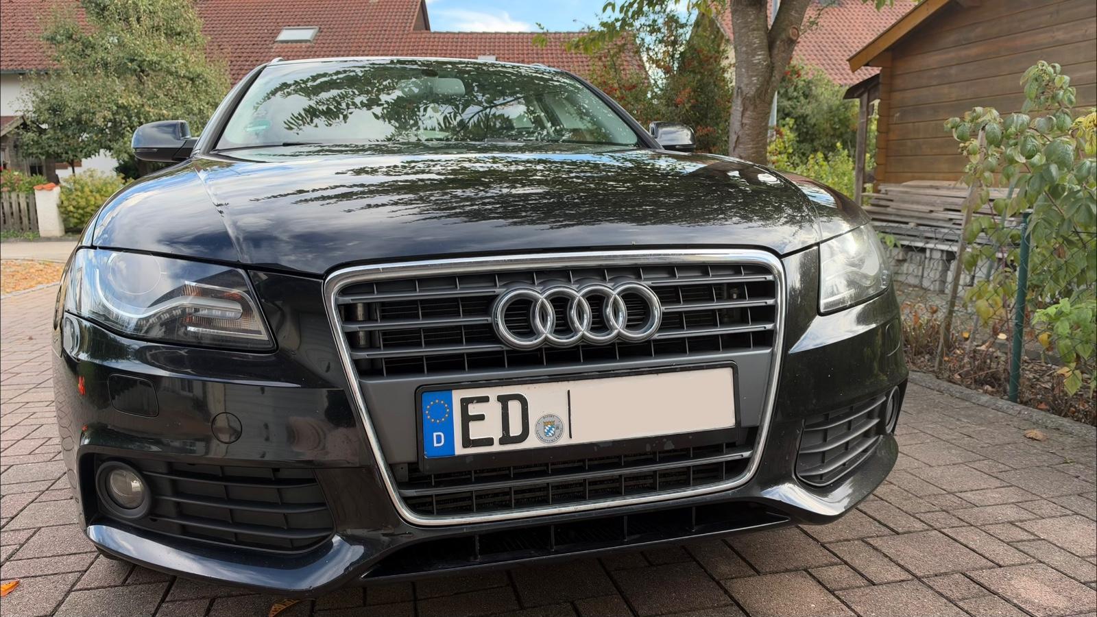 Audi A4 2011 — двигун 1.968 cm³, 143 HP (105kW)