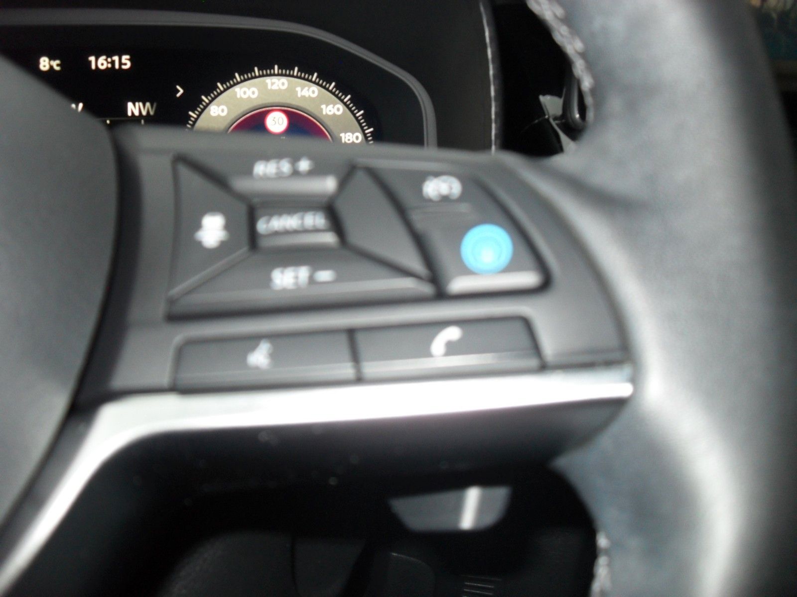 Fahrzeugabbildung Nissan Juke 1,0 DIG Tekna AT | WP | 360° | NCN