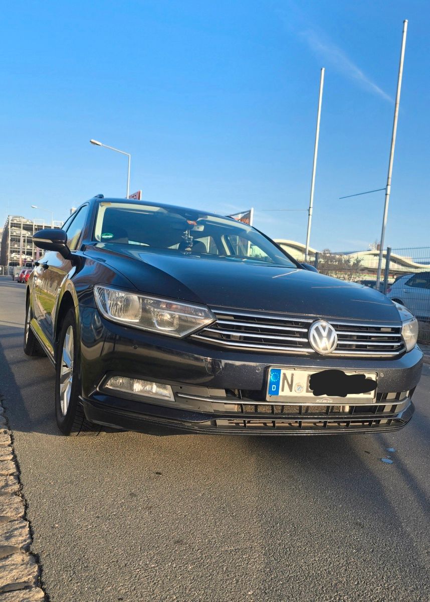 VW Passat Variant 2.0 TDI DSG Comfortline Varia...