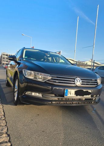 VW Passat Variant 2.0 TDI DSG Comfortline Varia...