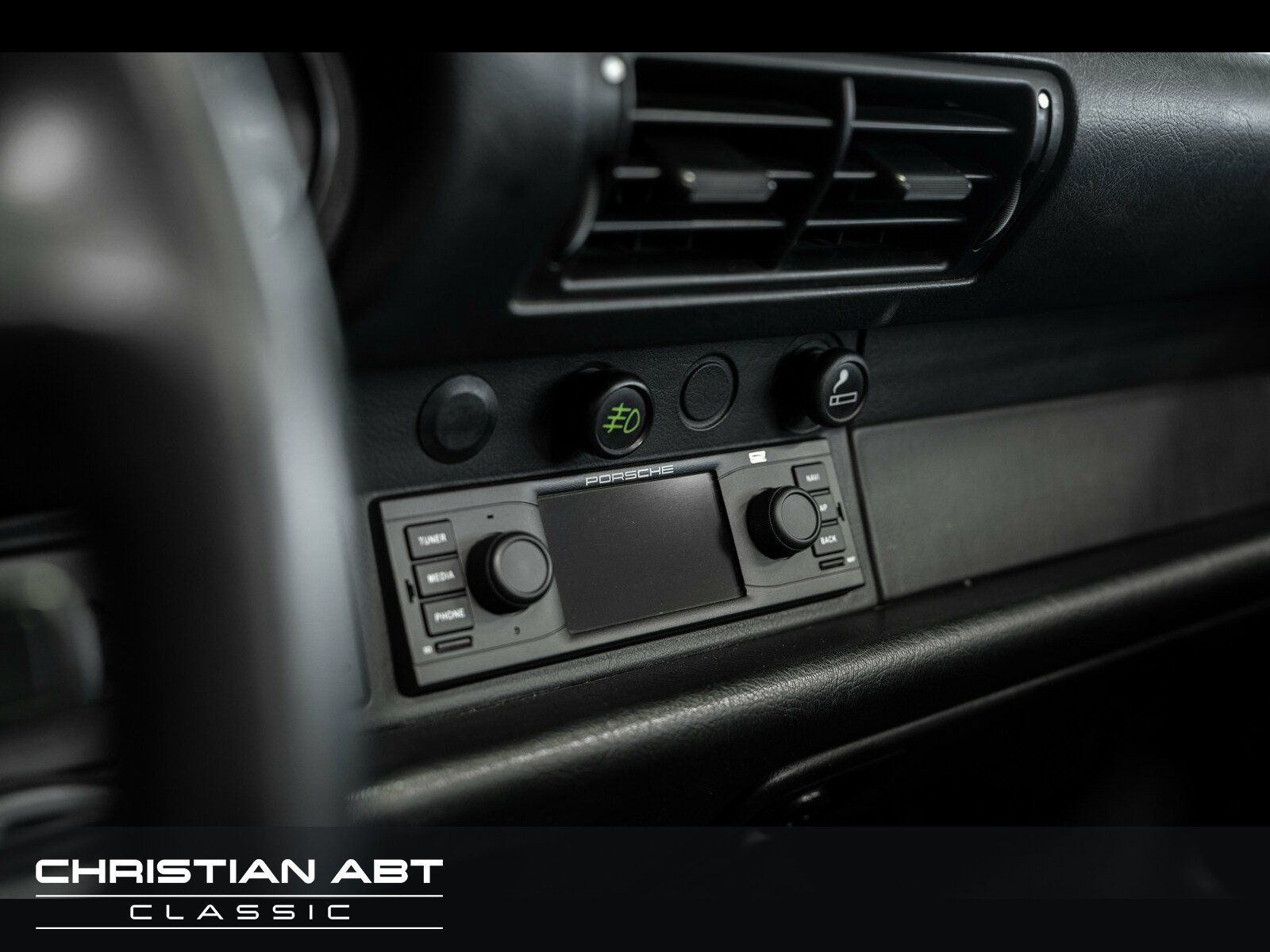 Fahrzeugabbildung Porsche 964 Speedster Gepflegter Zustand *Schalensitze*