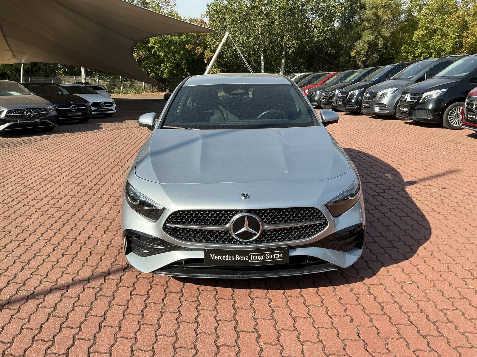 Mercedes-Benz A 180 AMG Plus Keyll Go 360Kam Multibeam Distro imagem 2