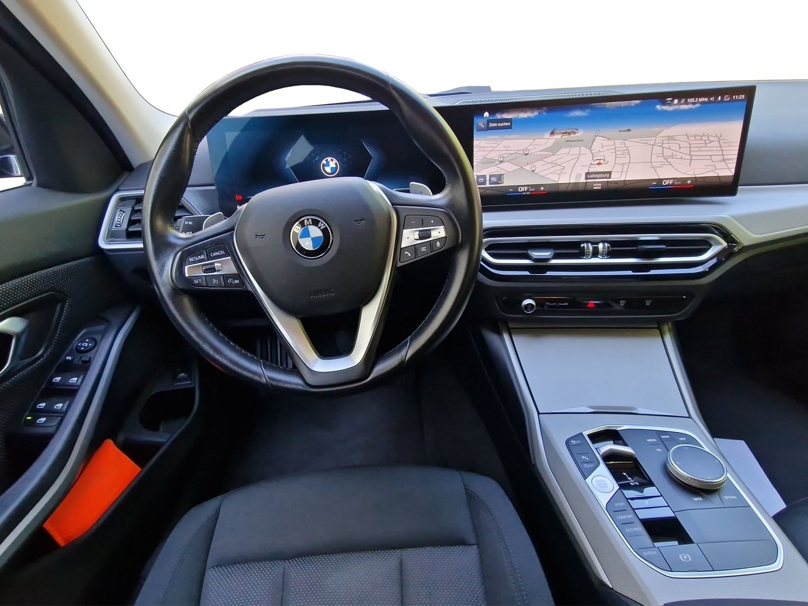 BMW 318i Tour. foto 2