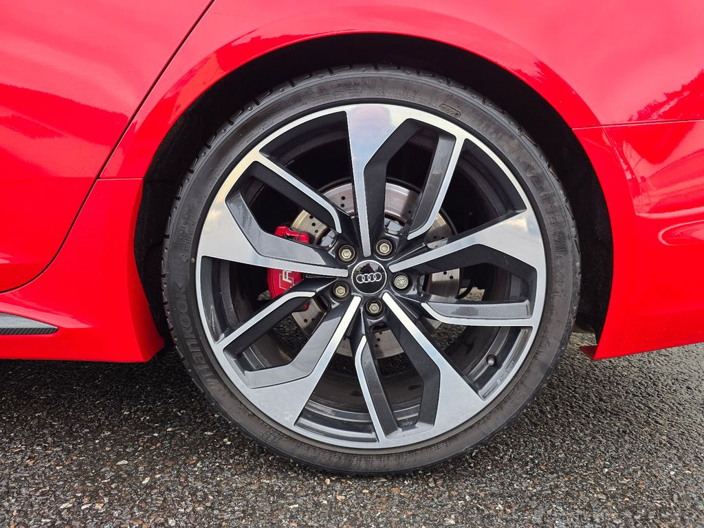 AUDI RS4 Avant 2.9 TFSI quattro erst 47Tkm Misanorot AUDI RS4 Avant 2.9 TFSI quattro erst 47Tkm Misanorot