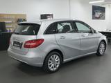 Mercedes-Benz B 180 Aut. BI-XENON/NAVI/31630KM/AHK/UNFALLFREI! - Mercedes-Benz B 180 in Erfurt