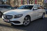 Mercedes-Benz E200 T Avantgarde 9G LED Navi ACC Kamera AHK - Mercedes-Benz E 200: Avantgarde