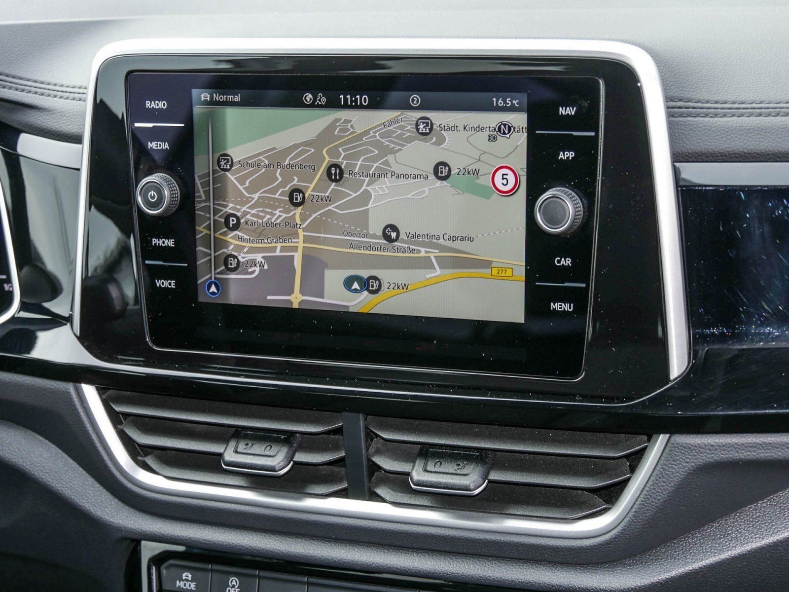 Volkswagen T-Roc - Bild 8