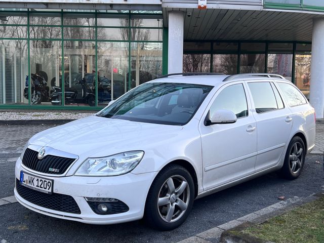 Skoda Octavia Combi RS