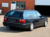 Mercedes-Benz E 55 T AMG W210 aus 2.Hand Leder Navi Xenon - Mercedes-Benz E-Class aus 2000