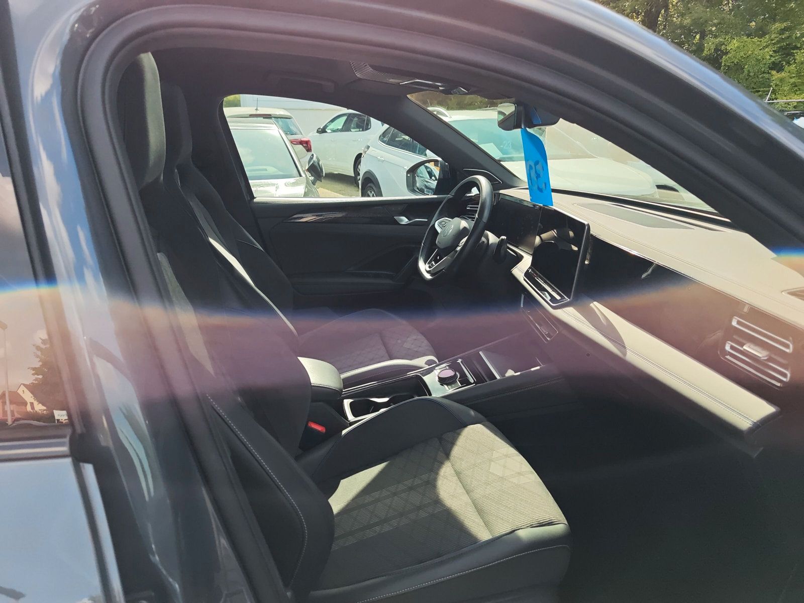 Tiguan R-Line TDi DSG Navi Matrix Pano AZV