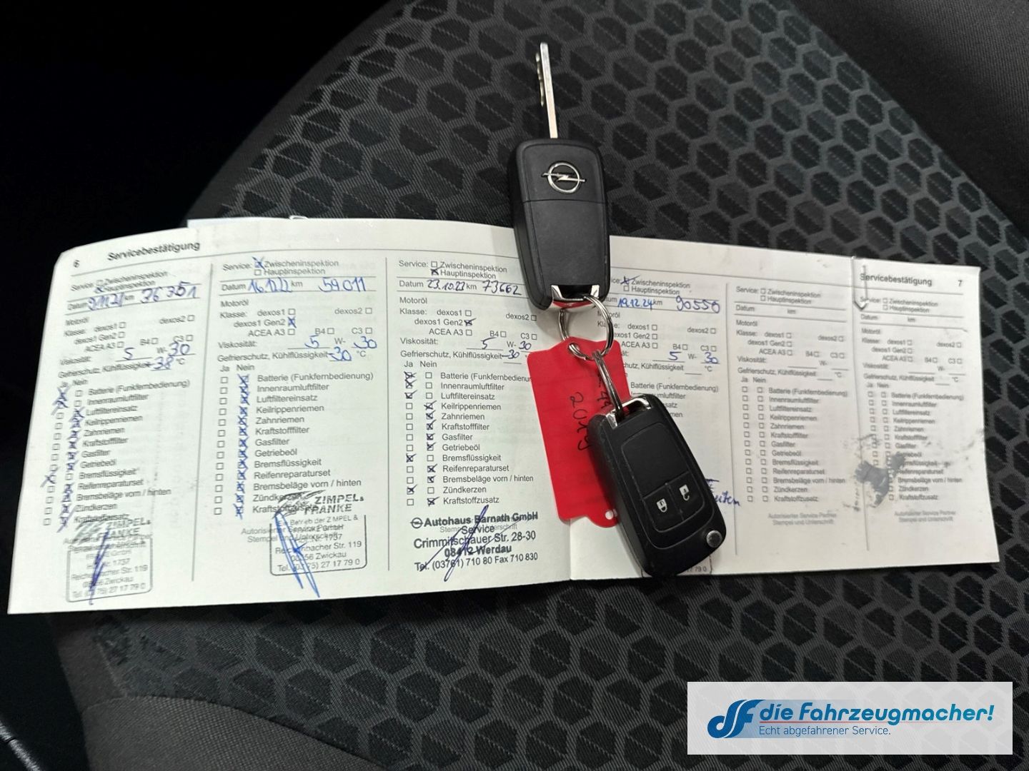 Fahrzeugabbildung Opel Corsa E Edition Navi Apple CarPlay Android Auto