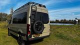 Innova Roadtrip Sprinter Allrad mosgrau - Innova Roadtrip Wohnmobile