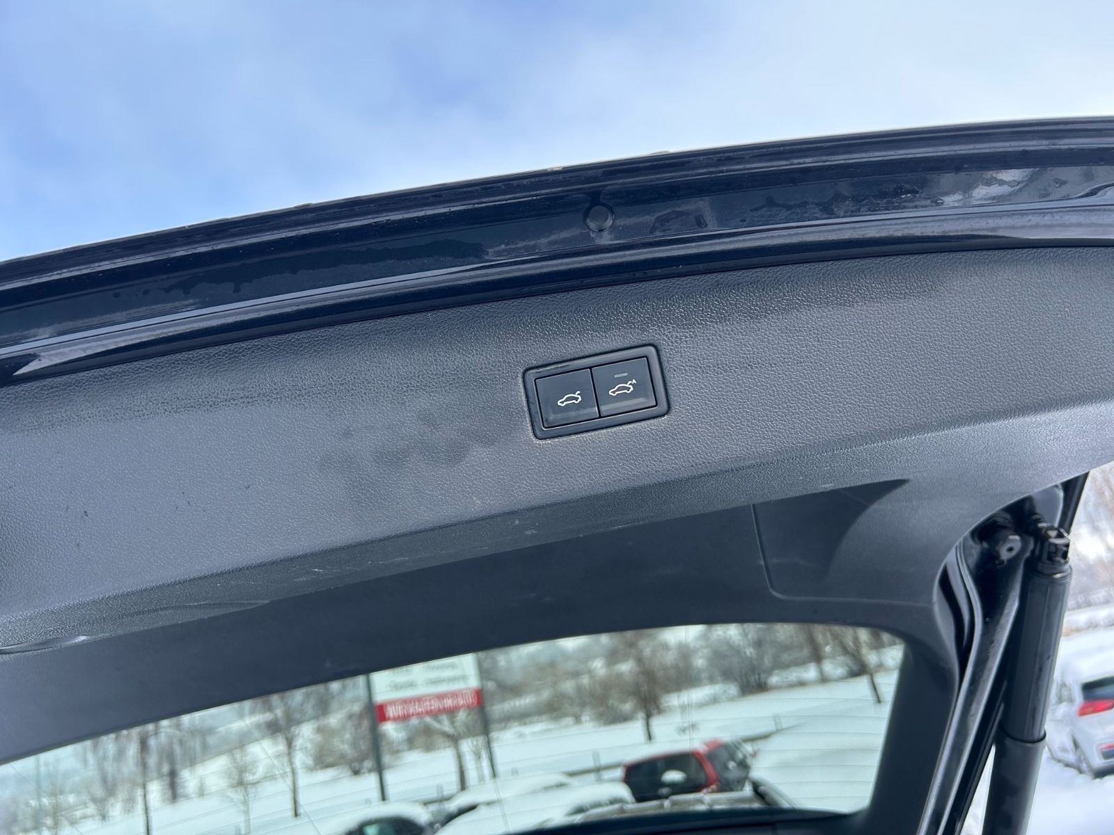 Fahrzeugabbildung Volkswagen Tiguan Allspace 4Motion°7 Sitzer°DSG°AHK°LED°