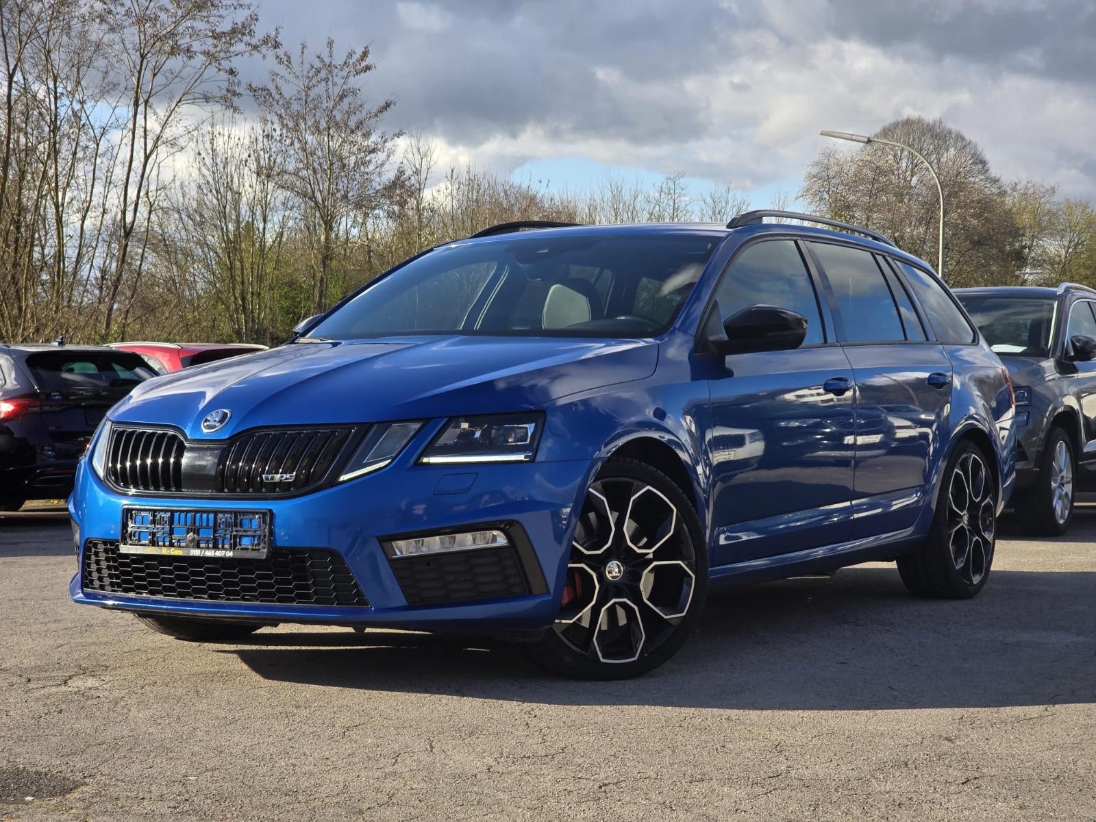 Skoda Octavia Combi RS 245*AHK*Panorama*Standheizung*