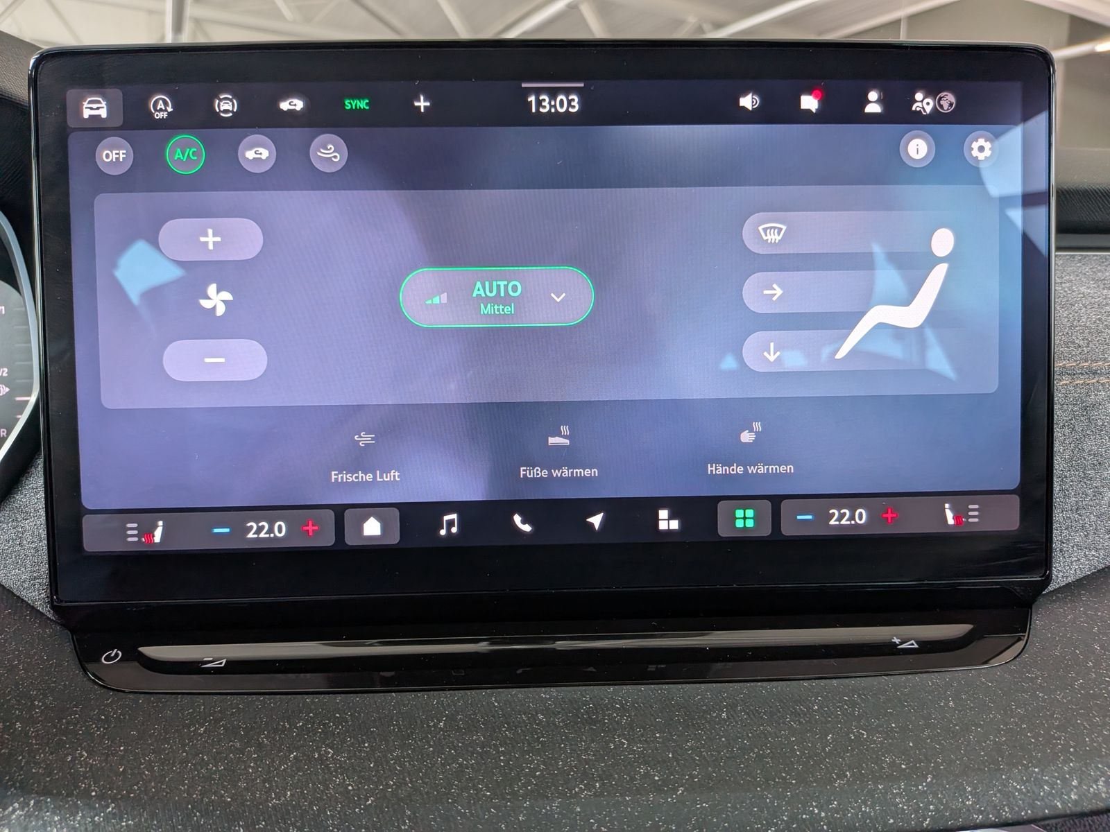 Fahrzeugabbildung SKODA Octavia 1.5TSI mHEV DSG ACC Style AHK 17" 5J-Gar